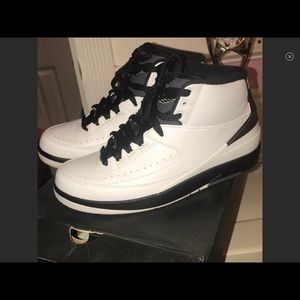 Jordan retro 2s